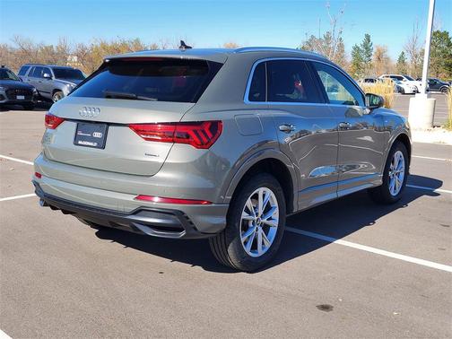 2022 Audi Q3 45 S line Premium