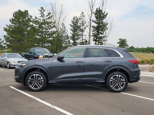 2025 Audi Q5 Premium Plus