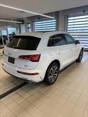2022 Audi Q5 45 S line Premium