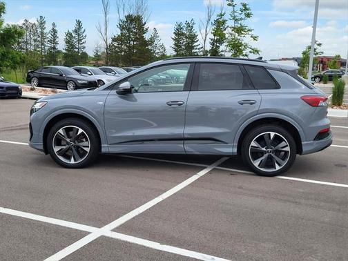 2024 Audi Q4 e-tron Prestige 50 quattro