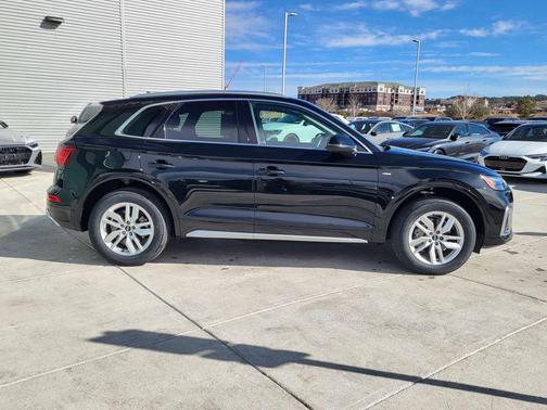2023 Audi Q5 45 S line Premium