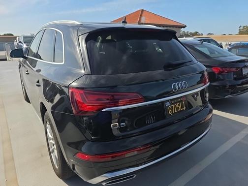 2023 Audi Q5 45 S line Premium