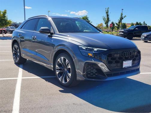 2025 Audi Q8 55 Premium Plus