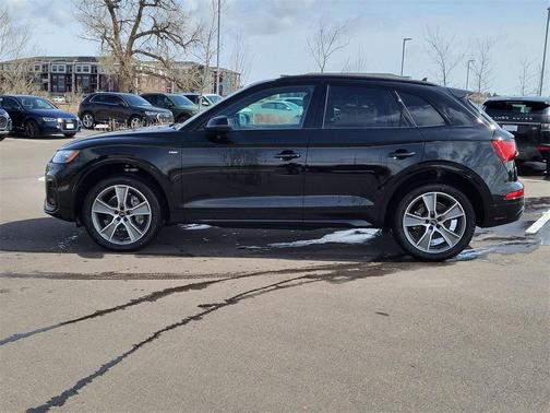 2025 Audi Q5 45 S line Premium