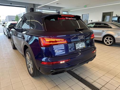 2025 Audi Q5 45 S line Premium