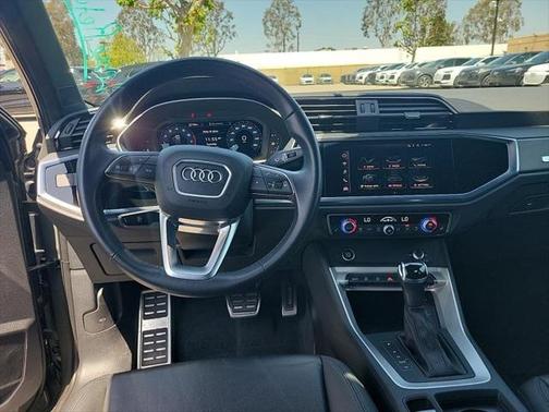 2022 Audi Q3 40 Premium