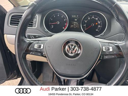 Black Uni 2016 Volkswagen Jetta 1.4T SE