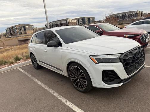 2025 Audi SQ7 4.0T Prestige