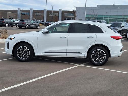 2025 Audi Q5 Prestige TFSI quattro S tronic