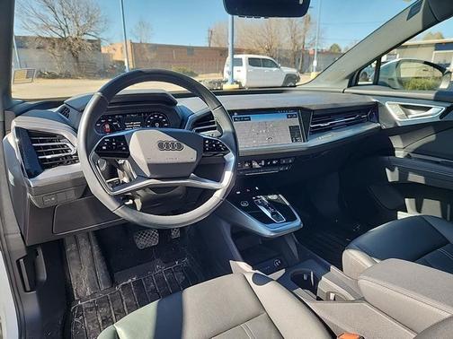 2024 Audi Q4 e-tron Premium Plus 50 quattro