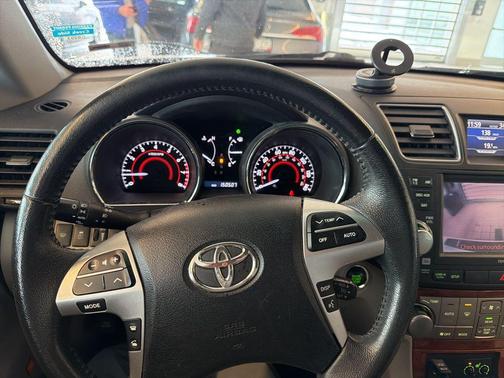 2012 Toyota Highlander Limited
