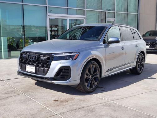 2026 Audi Q7 55 Premium Plus