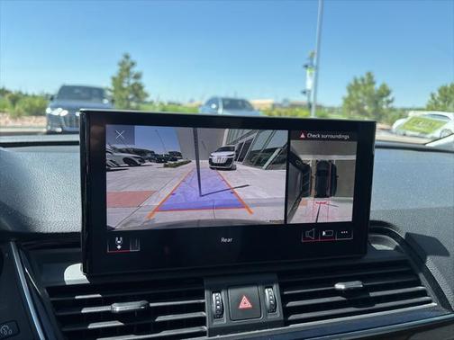 2022 Audi Q5 45 S line Premium Plus