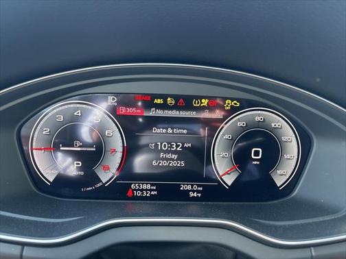2022 Audi Q5 45 S line Premium Plus