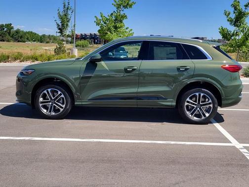 2025 Audi Q5 Premium Plus