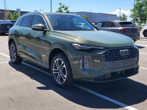 2025 Audi Q5 Premium Plus