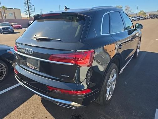2023 Audi Q5 45 S line Premium Plus