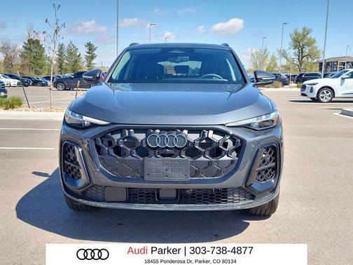 Tambora Gray Metallic 2026 Audi Q5 Premium Plus TFSI quattro S tronic