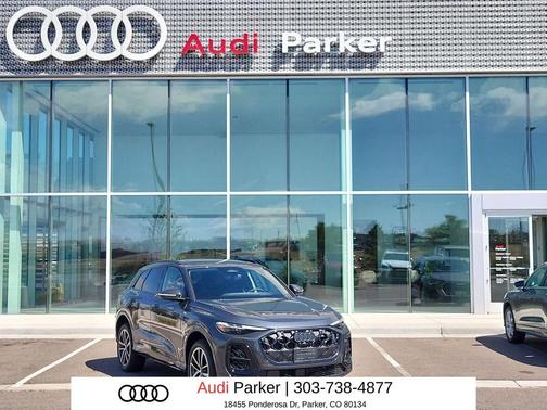 Tambora Gray Metallic 2026 Audi Q5 Premium Plus TFSI quattro S tronic