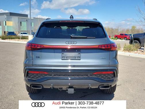 Tambora Gray Metallic 2026 Audi Q5 Premium Plus TFSI quattro S tronic