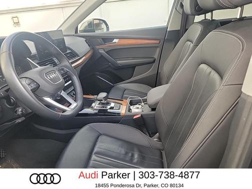 Daytona Gray Pearl Effect 2023 Audi Q5 45 S line Premium