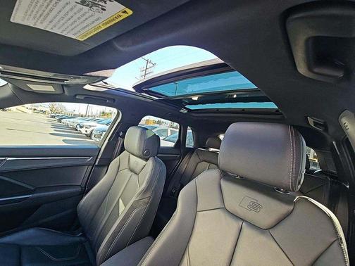 2021 Audi Q3 45 S line Premium Plus