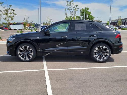 2025 Audi Q8 55 Prestige