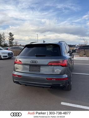 Daytona Gray Pearl Effect 2024 Audi Q5 e 55 S line Prestige