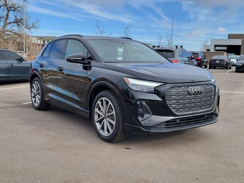 2026 Audi Q4 e-tron Premium Plus 55 quattro