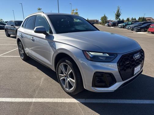 2025 Audi Q5 45 S line Premium