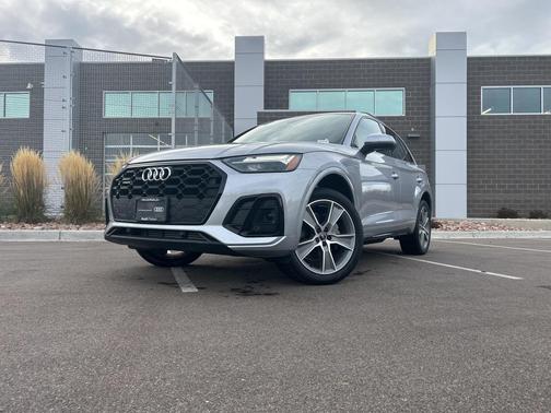 2025 Audi Q5 45 S line Premium
