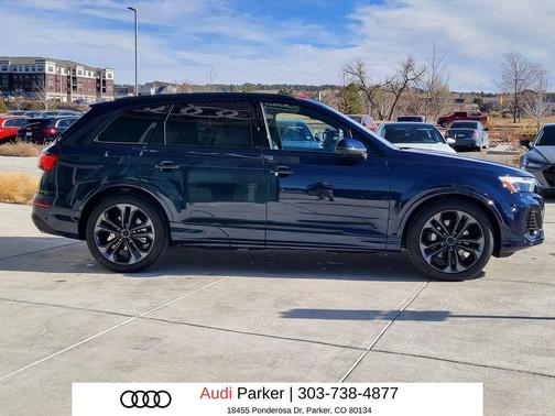 Waitomo Blue Metallic 2026 Audi Q7 55 Premium Plus