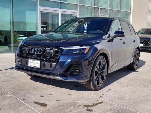2026 Audi Q7 55 Premium Plus
