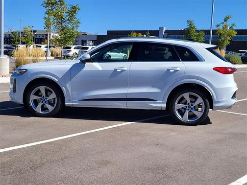 2025 Audi Q5 Prestige TFSI quattro S tronic