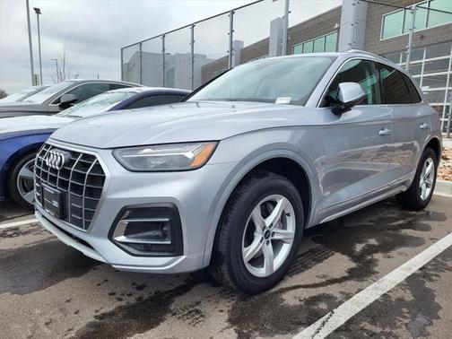 2023 Audi Q5 40 Premium