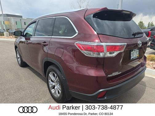 Ooh La La Rouge Mica 2015 Toyota Highlander XLE