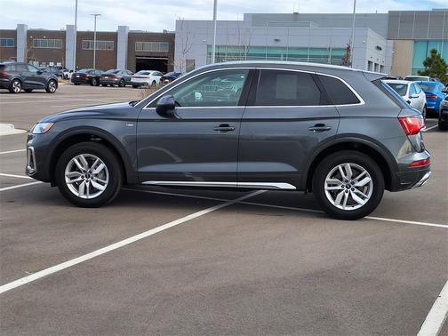 2023 Audi Q5 45 S line Premium