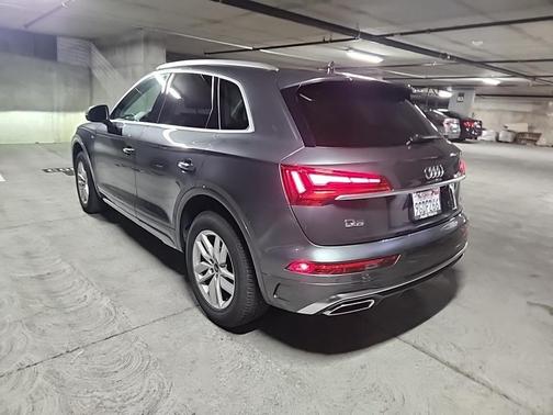 2023 Audi Q5 45 S line Premium