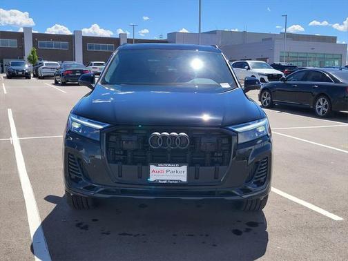 2025 Audi Q7 55 Premium Plus