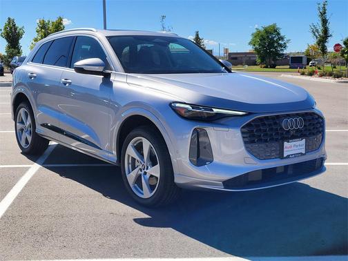 2025 Audi Q5 Premium Plus TFSI quattro S tronic