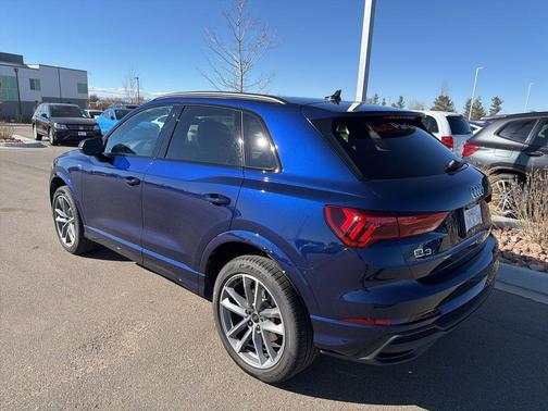 2025 Audi Q3 Premium 45 TFSI S line quattro Tiptronic