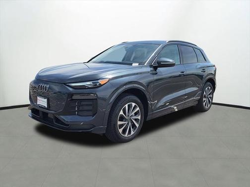 2025 Audi Q6 e-tron Premium quattro