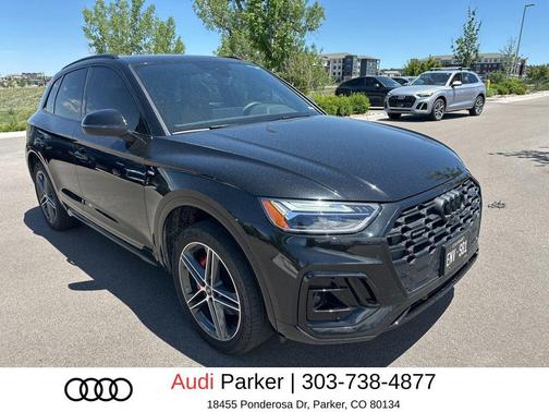 Mythos Black Metallic 2024 Audi Q5 e 55 S line Premium Plus