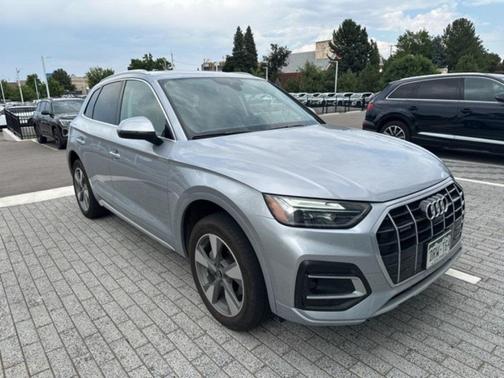 2022 Audi Q5 40 Premium Plus