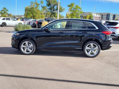 2025 Audi Q5 Premium Plus TFSI quattro S tronic