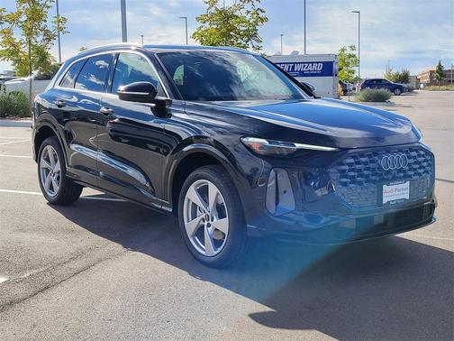 2025 Audi Q5 Premium Plus TFSI quattro S tronic