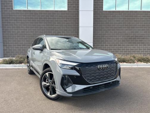 2024 Audi Q4 e-tron Premium Plus 50 quattro