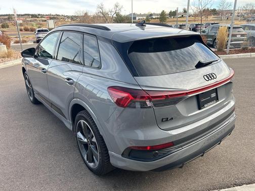2024 Audi Q4 e-tron Premium Plus 50 quattro