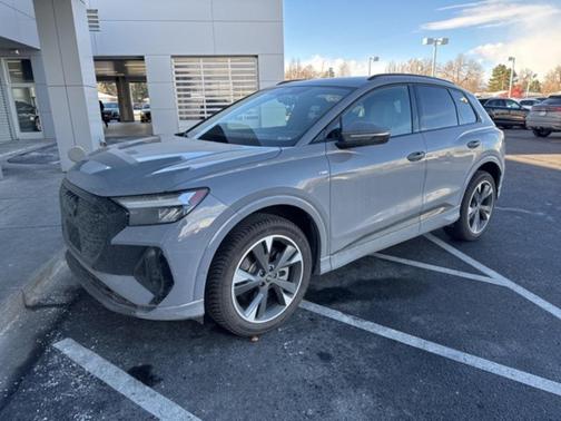 2024 Audi Q4 e-tron Premium Plus 50 quattro