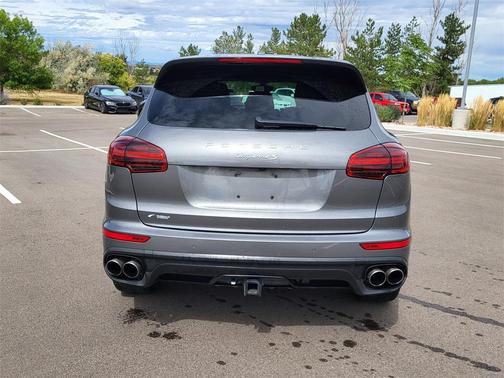 2017 Porsche Cayenne S